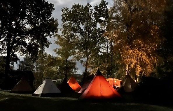 TENTIPI CAMP - Herbst im Wolfsrevier - 