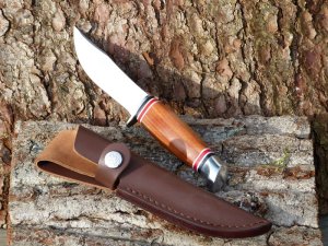 ØYO GEILO Allzweckmesser mit Rosenholzgriff