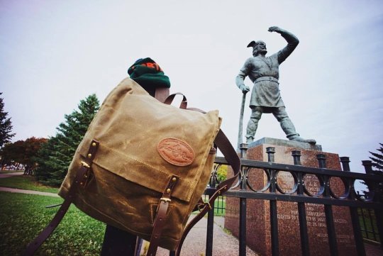 Sojourn Pack Braun # 824